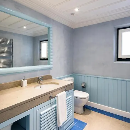 Sleeps 8 With Pool And Air Con Βίλα Malhadais