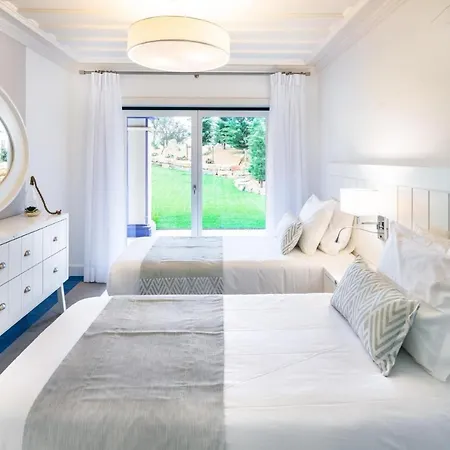 Sleeps 8 With Pool And Air Con Malhadais